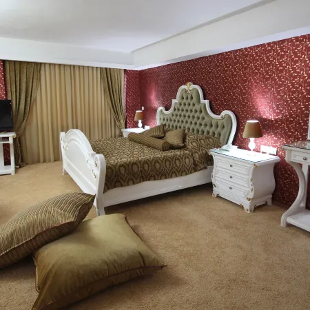 Grand Corner Boutique Hotel