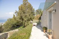 Seaview Luxurious Apartment Near Corfu Town - Adults Only by Konnect