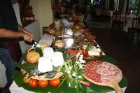 Residence Hotel la Taverna - breakfast