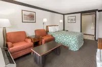 Knights Inn Racine - Park Yeri