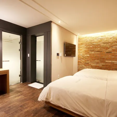2Day Hotel