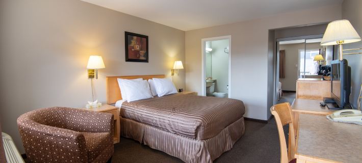 Canadas Best Value Inn Prince George Отели в г. Принц Джордж