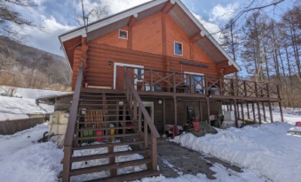 Log Cabin Rentals & Finland Sauna Step House