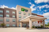 Holiday Inn Express & Suites LITCHFIELD WEST by IHG Hotels in Litchfield