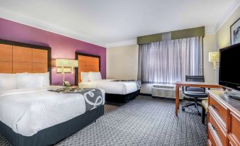 La Quinta Inn & Suites by Wyndham Myrtle Beach Broadway Area