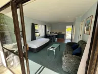 Marlin Court Motel Hotels in Opua