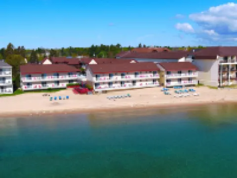 Super 8 by Wyndham Mackinaw City/Beachfront Area Hotels in Mackinaw Township