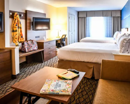 Holiday Inn Express & Suites CONCORD by IHG Hotels in Concord