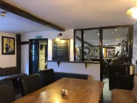 The White Hart - Parkplatz