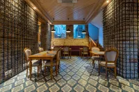 Puding Hotel - breakfast