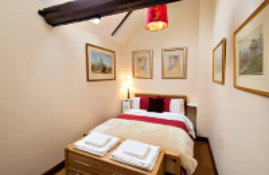 River Nene Cottages Hotels in 