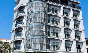 Y Linh Hotel