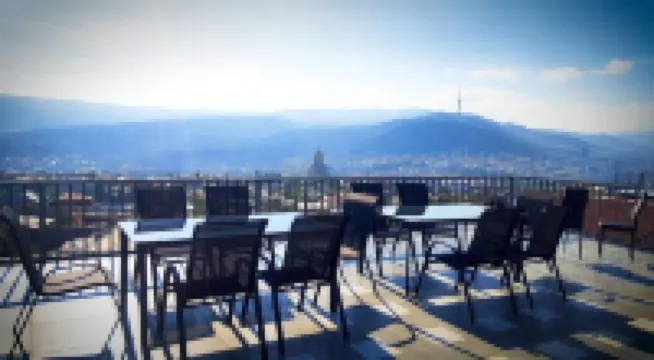 アップステアズ ホテル トビリシ