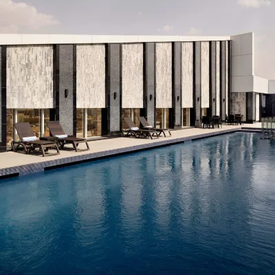 Radisson Blu Hotel and Convention Centre, Riyadh Minhal Отели рядом с достопримечательностью «Парк короля Абдуллы»