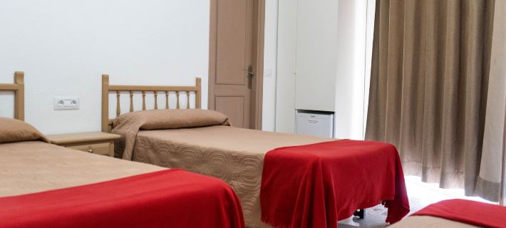 Pensión Alcalá Hotels in Comarca de Isora