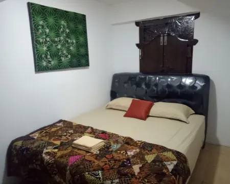 T-Rooms Homestay Bandara Hotels in Kebun Bunga
