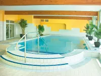 Morada Hotel Isetal - Kolam Renang