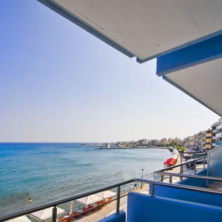 Astron Hotel