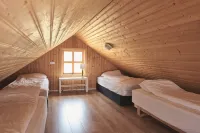 Geysir Cabin - Next to Geysir & Gullfoss Hotels near Hlauptungufoss