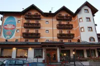 Hotel Primiero Các khách sạn ở Cesiomaggiore