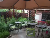 Vila Flavia B&B Hotels near Dolphinarium