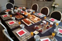 Le Castel & Au Loup Bayeux - petit déjeuner