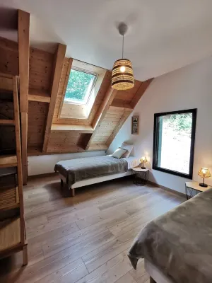 Chalet D'exception, au Cœur des Bois Avec vue sur le Château de Murol !