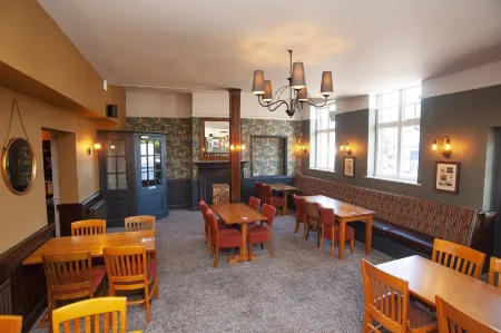 Shah of Persia, Poole by Marston's Inns Отели в г. Литчетт Минстер энд Аптон