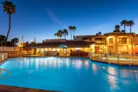 Scottsdale Camelback Resort - Resort