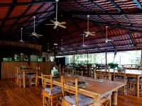 Cocomar Beachfront Hotel and Island Resort Hotels in Parrita