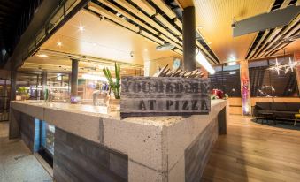 Highlander Hotel Bar Kitchen Rooftop