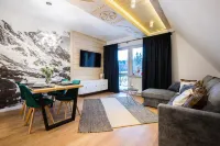 Aparthotel Diamond Spa Family Hotels near Extract Pasieka Express - upper station
