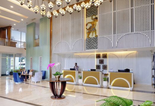 Jambuluwuk Malioboro Hotel Over view