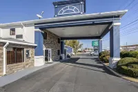 Quality Inn Hotels in Newberry