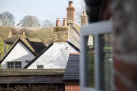 King John Inn Hotels in Farnham