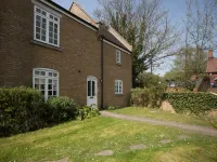 Royal Hotel, Bar & Grill Hotels in Purfleet