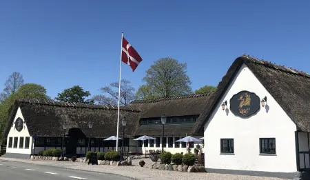 Munkebo Kro & Hotel Отели в г. Кертеминне