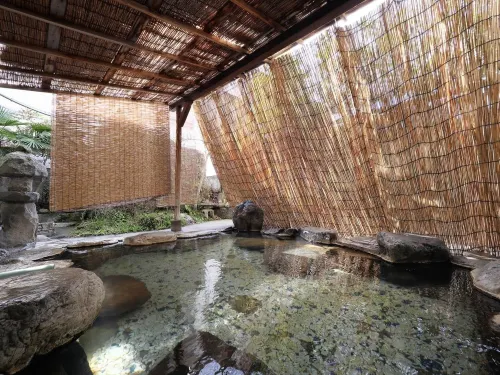 Shiobara Onsen Tokiwa Hotel - parking