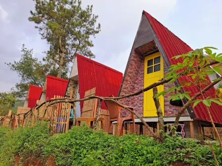 Ciwidey Jungle Villa