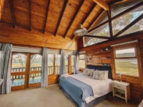 Oyster Creek Lodge Hotels in Knysna