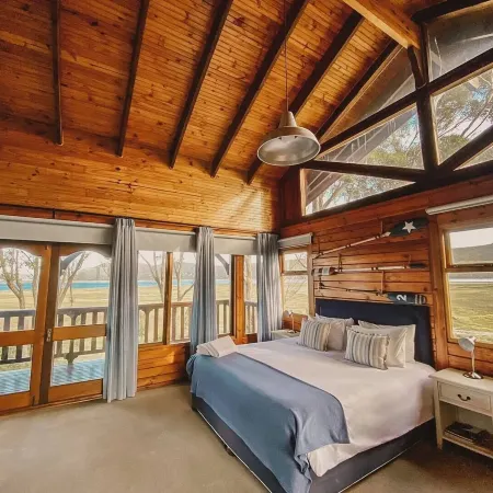 Oyster Creek Lodge