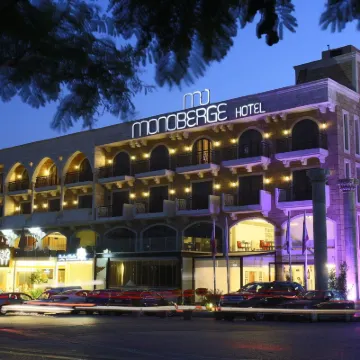 فندق مونوبيرج Hotels near قلعة جبيل