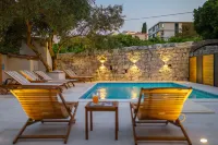 Hedera Estate, Villa Hedera IV - Private Pools