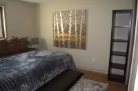 Comfy and Cozy 2-bedroom, 1 bath basement condo in lovely Lewiston with WiFi Hotels near Heritage House