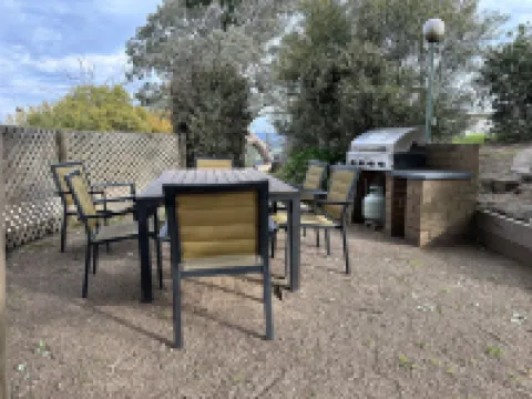 燔溪小屋民宿 曼斯菲爾德酒店