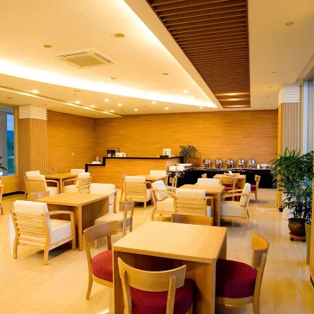 Jeju Arumdaun Resort Отели рядом с достопримечательностью «Тон-Амса»