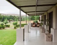 Ambers & Grace Guest Farm - parking