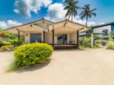 パンガン ビーチ リゾート ワット カオ タム プラ周辺のホテル