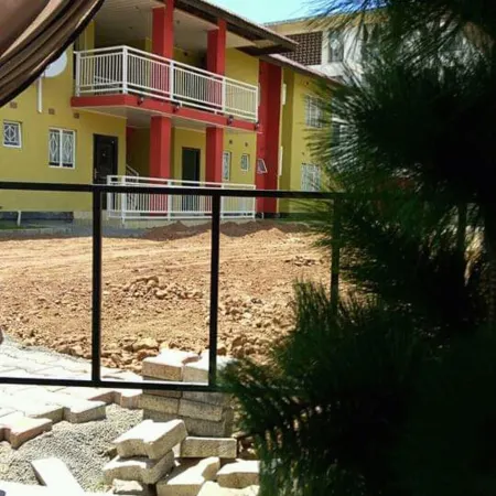 Kutwingi Lodge