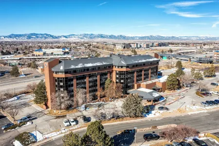 DoubleTree by Hilton Denver - Westminister